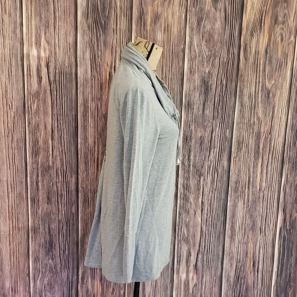 3 for $25 Cable & Gauge Sweater - Picture 3 of 9